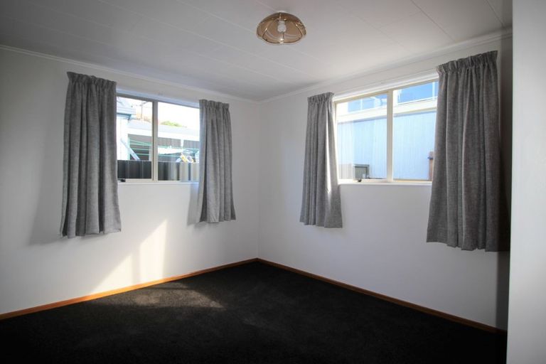 Photo of property in 32 Ure Street, South Hill, Oamaru, 9400