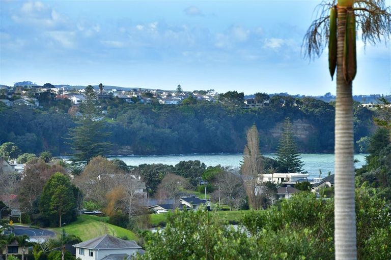 Photo of property in 1/28 Kestrel Heights, Arkles Bay, Whangaparaoa, 0932