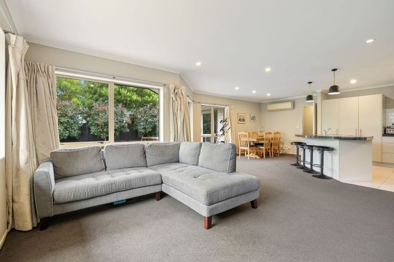 Photo of property in 11 Tawa Place, Parklands, Christchurch, 8083
