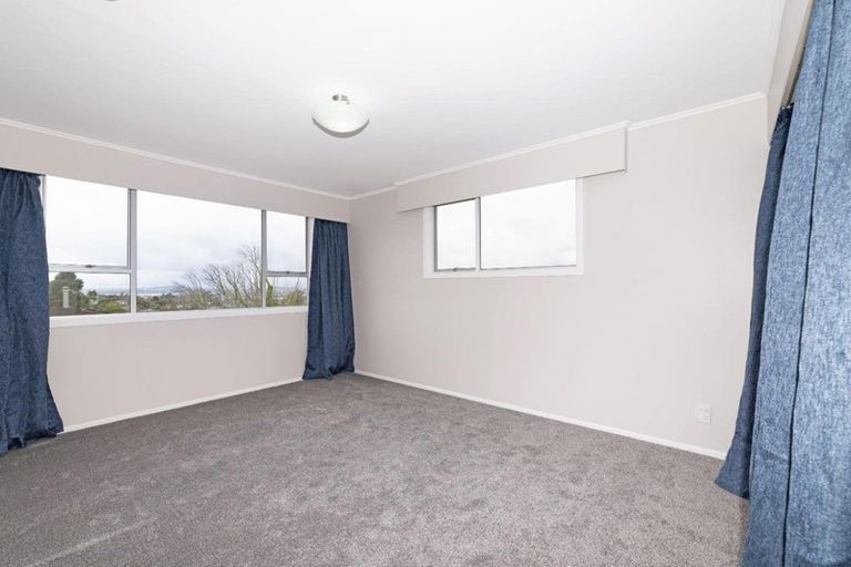 Photo of property in 207 Don Buck Road, Massey, Auckland, 0614