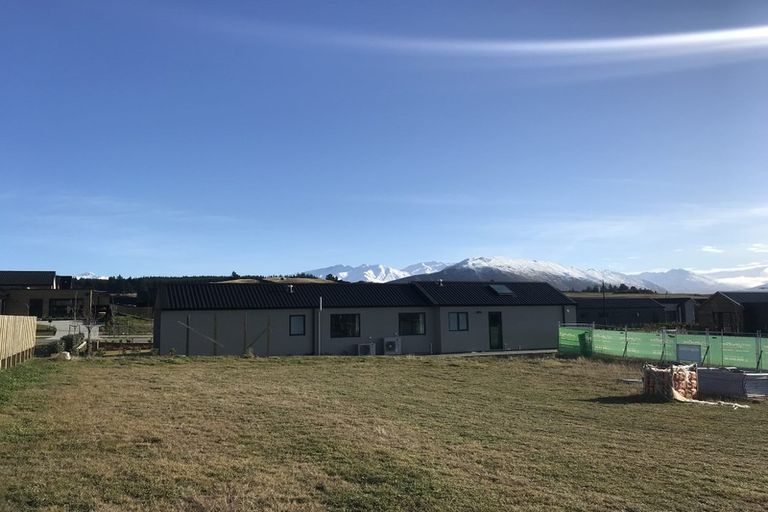 Photo of property in 23 Obelisk Street, Wanaka, 9305