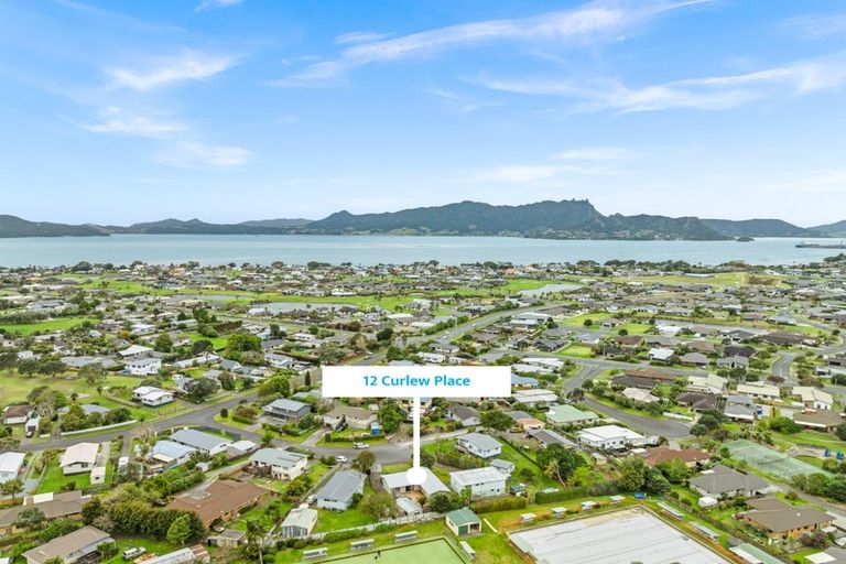 Photo of property in 12 Curlew Place, One Tree Point, 0118