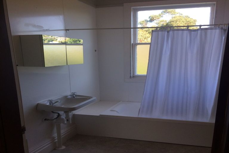 Photo of property in 49 Walter Street, The Glen, Dunedin, 9011