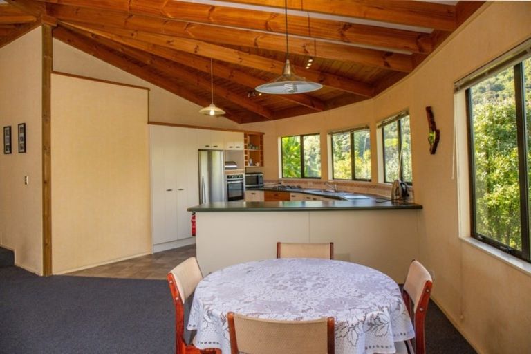 Photo of property in 1801 Russell Road, Helena Bay, Hikurangi, 0184