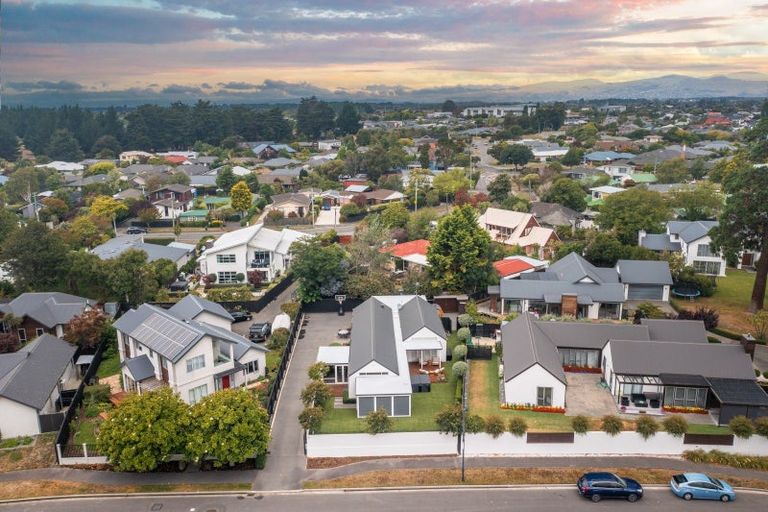 Photo of property in 5 Rockport Place, Parklands, Christchurch, 8083