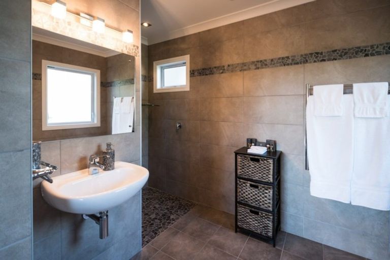 Photo of property in 20 Derham Road, Te Horo, Otaki, 5581