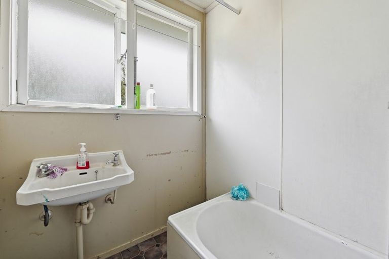 Photo of property in 6 Wing Place, Fordlands, Rotorua, 3015