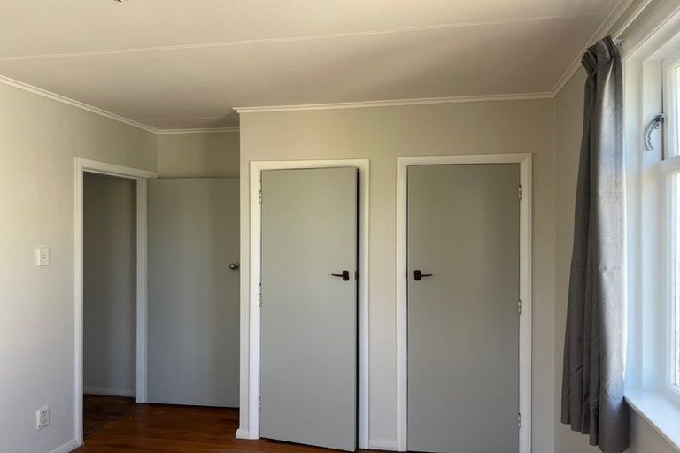 Photo of property in 12 Hinemoa Street, Levin, 5510