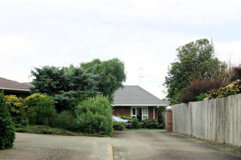 Photo of property in 23 Pinewood Grove, Paraparaumu Beach, Paraparaumu, 5032