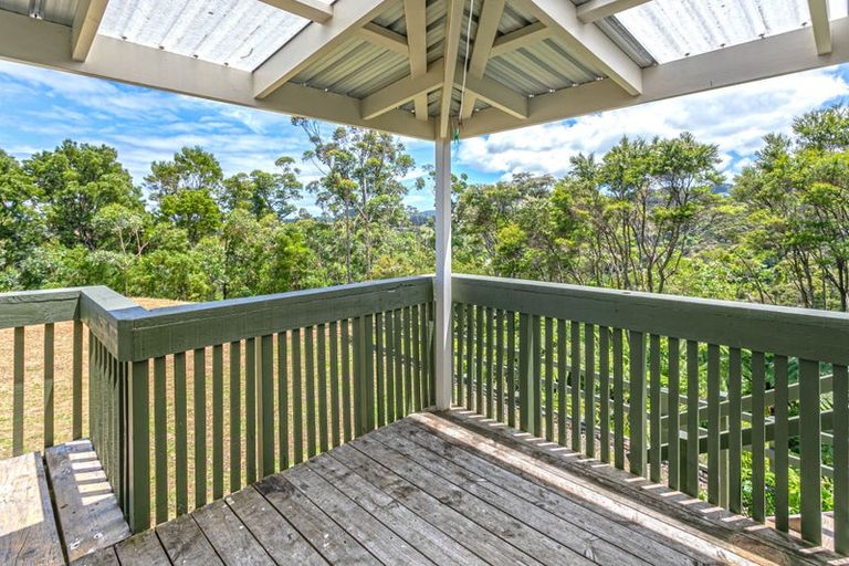 Photo of property in 420 Bellville Drive, Coromandel, 3506