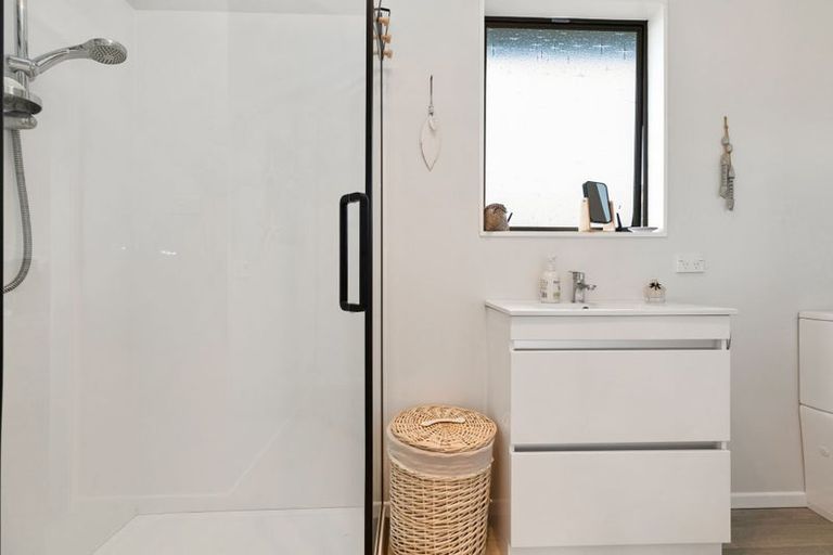 Photo of property in 4 Kempton Place, Richmond Heights, Taupo, 3330