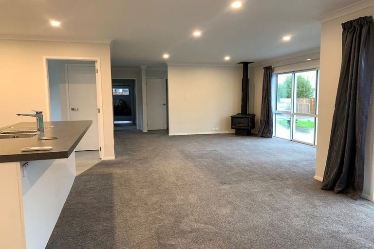 Photo of property in 7b Tawa Street, Waikanae, 5036