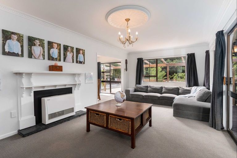 Photo of property in 33 Park View Avenue, Feilding, 4702