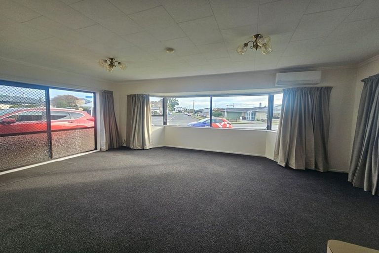 Photo of property in 21 Sanders Avenue, Westown, New Plymouth, 4310