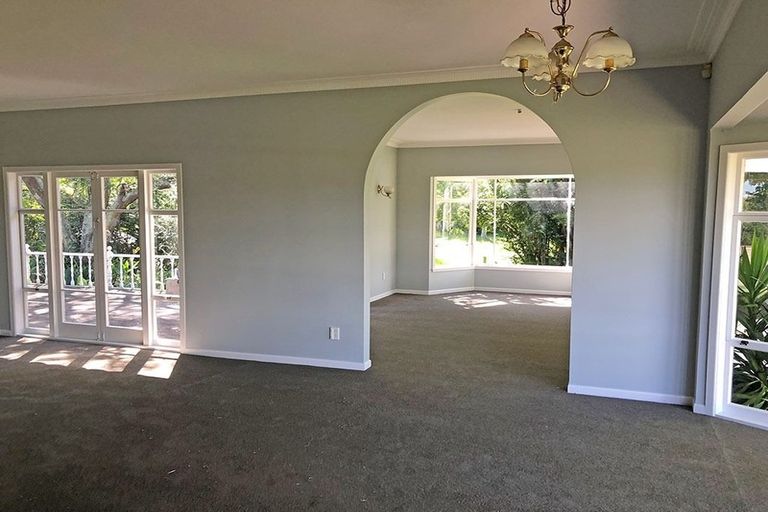 Photo of property in 2/1327 Alfriston Road, Alfriston, Manurewa, 2576