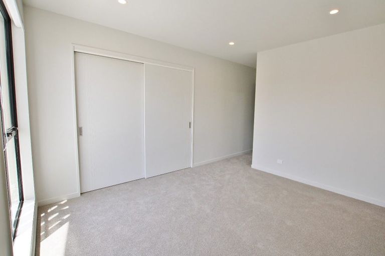 Photo of property in 10 Porowha Road, Westgate, Auckland, 0814