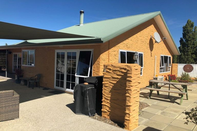 Photo of property in 123 Letts Gully Road, Alexandra, 9393