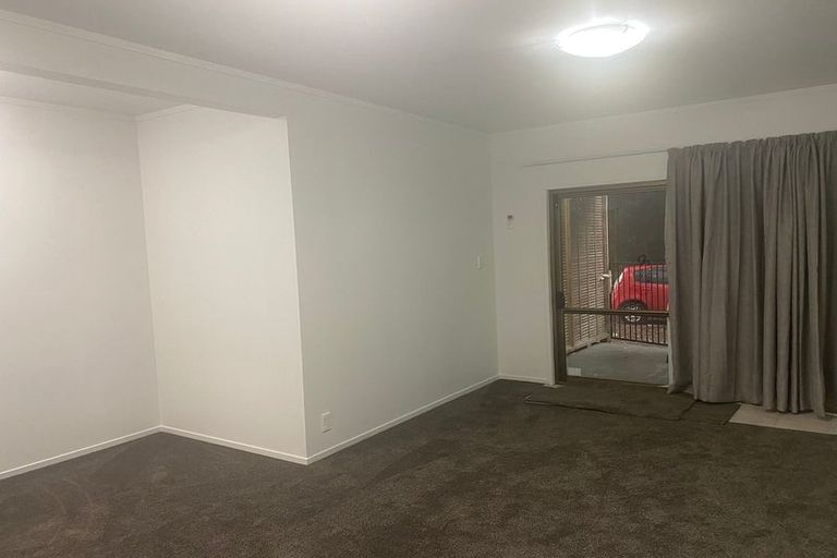 Photo of property in 49 Rua Road, Glen Eden, Auckland, 0602