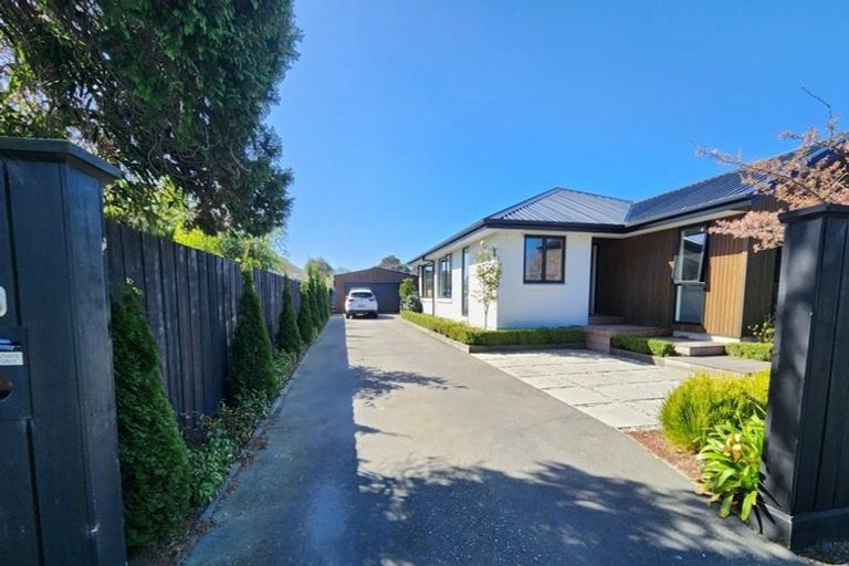 Photo of property in 20 Isleworth Road, Bishopdale, Christchurch, 8053