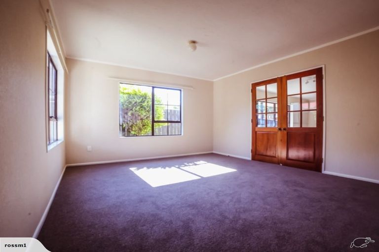 Photo of property in 65 Cortina Avenue, Johnsonville, Wellington, 6037