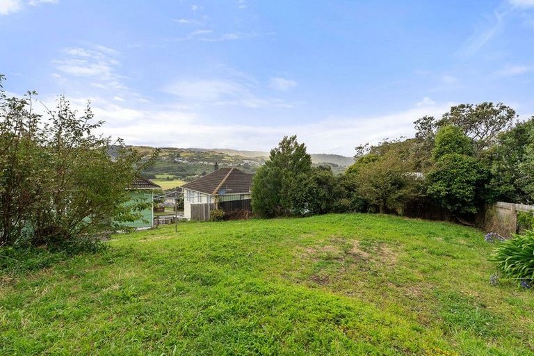 Photo of property in 26 Turkington Street, Tawa, Wellington, 5028