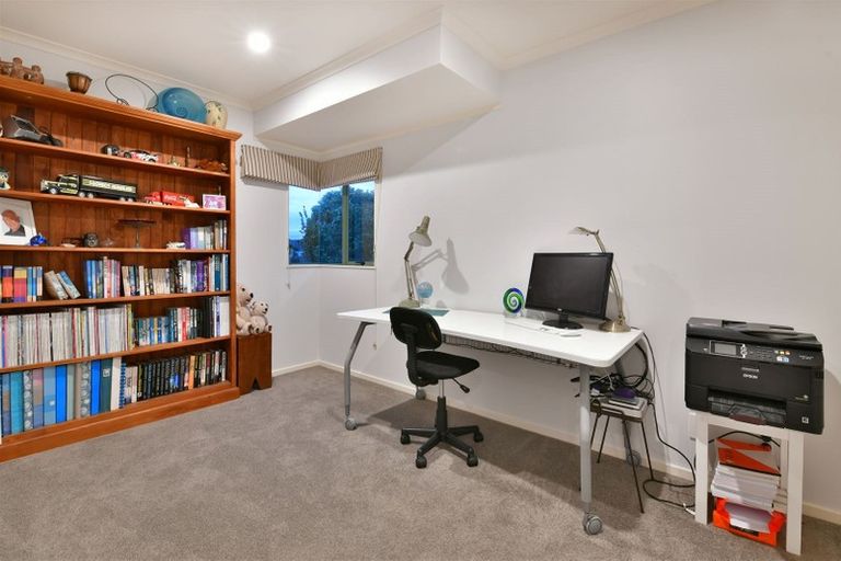 Photo of property in 87 Alec Craig Way, Gulf Harbour, Whangaparaoa, 0930