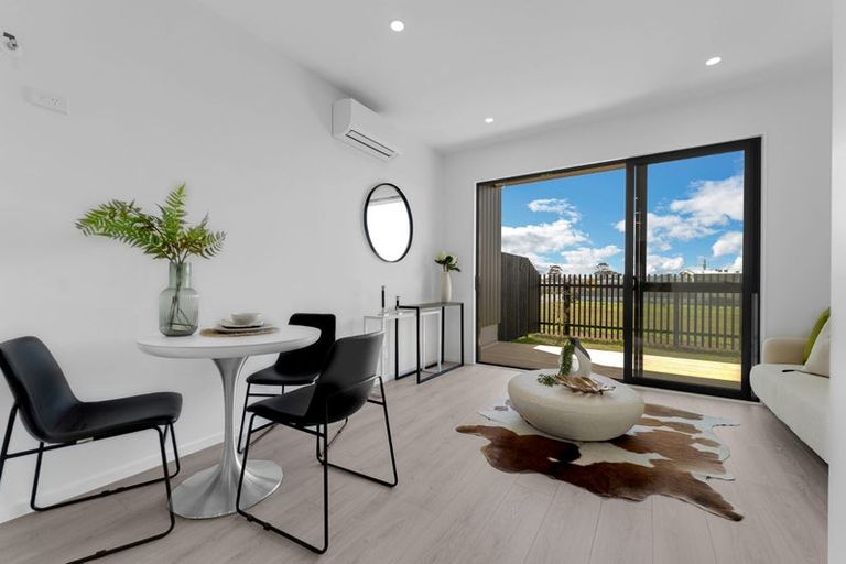 Photo of property in 17/17 Barneys Farm Road, Clendon Park, Auckland, 2103