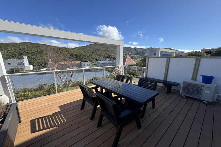 Photo of property in 9 Saddleback Grove, Karori, Wellington, 6012