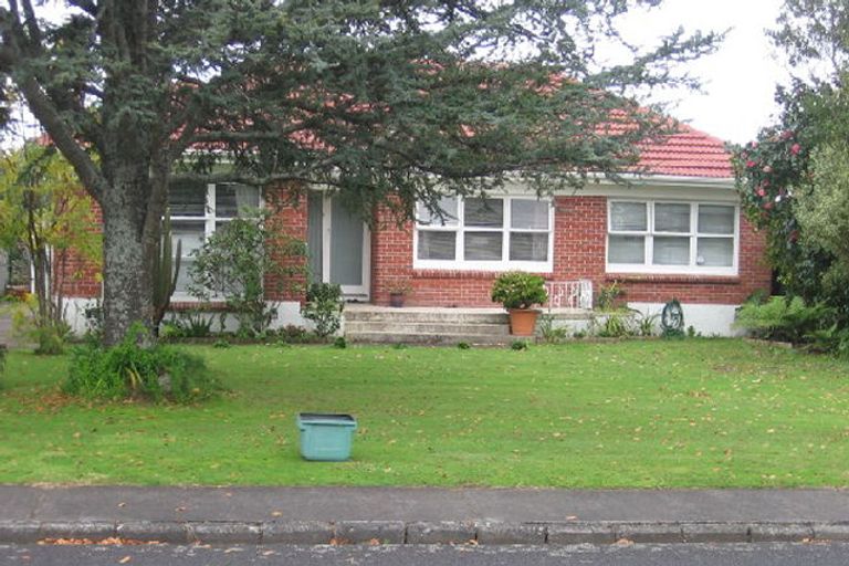 Photo of property in 25 Motatau Road, Papatoetoe, Auckland, 2025