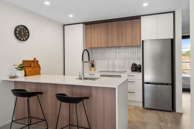 Photo of property in 55 Deans Avenue, Addington, Christchurch, 8011