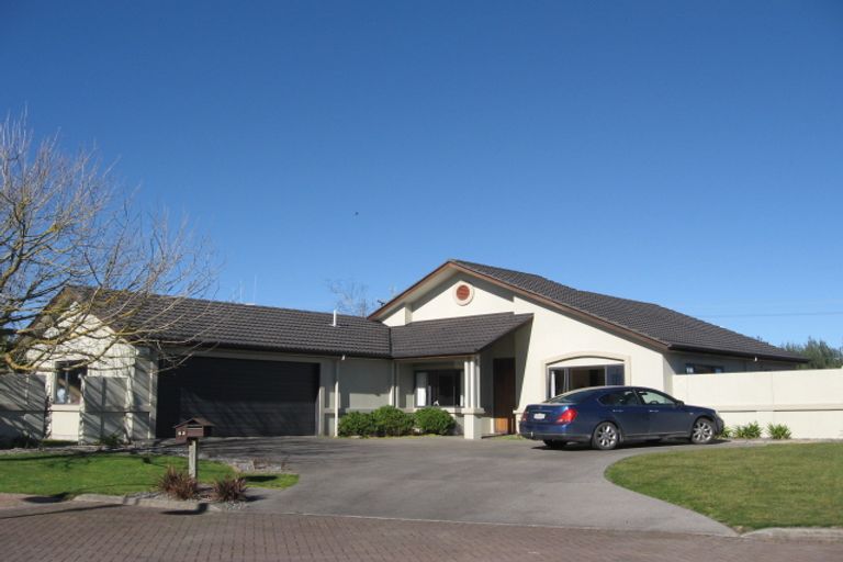 Photo of property in 23 Fendalton Drive, Rototuna, Hamilton, 3210