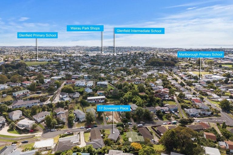 Photo of property in 17 Sovereign Place, Glenfield, Auckland, 0629