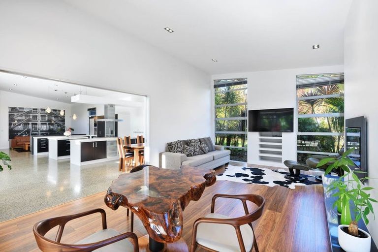 Photo of property in 7 Wicklam Lane, Greenhithe, Auckland, 0632