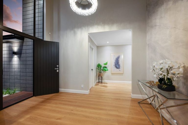 Photo of property in 56 Kewa Road, Albany Heights, Auckland, 0632