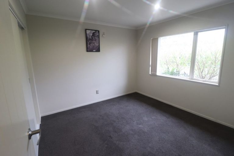 Photo of property in 15 Bonny Crescent, Massey, Auckland, 0614