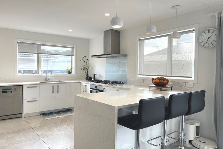 Photo of property in 41a Leighton Avenue, Waiwhetu, Lower Hutt, 5010