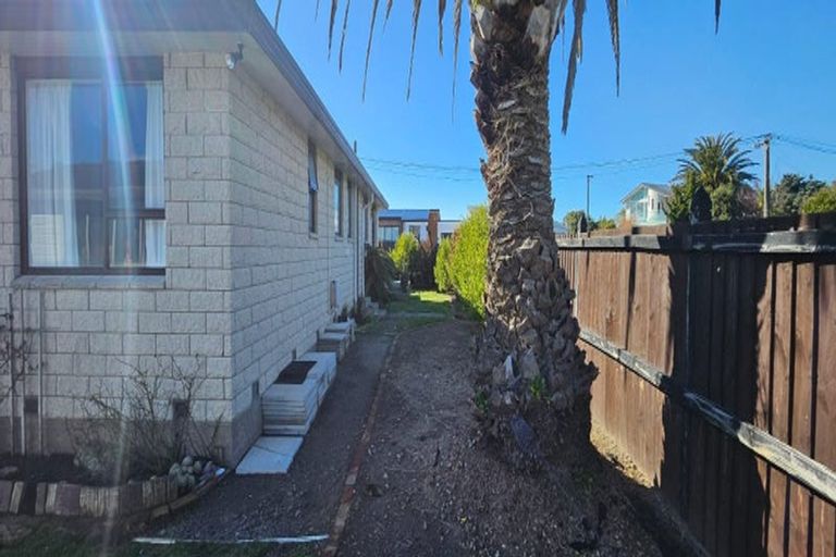 Photo of property in 2 Pukeko Place, Southshore, Christchurch, 8062