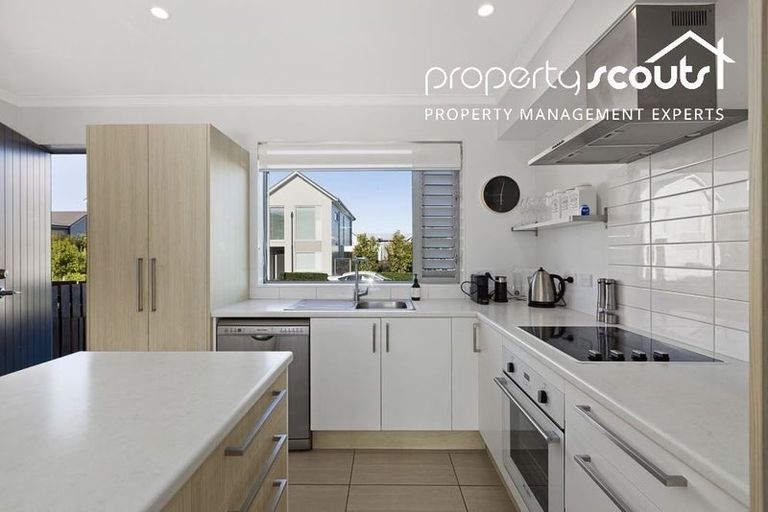 Photo of property in 6 Shelduck Way, Hobsonville, Auckland, 0616