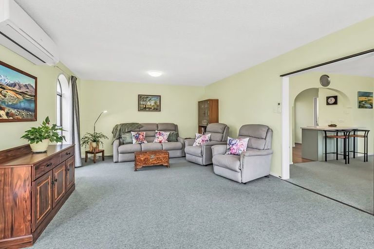 Photo of property in 74 Sabys Road, Halswell, Christchurch, 8025