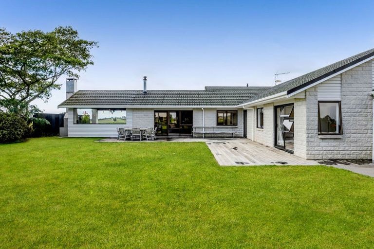 Photo of property in 515 Carrington Road, Hurworth, New Plymouth, 4371