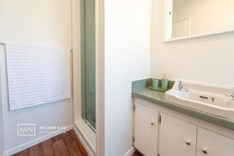 Photo of property in 15 Kaponga Street, Wainuiomata, Lower Hutt, 5014