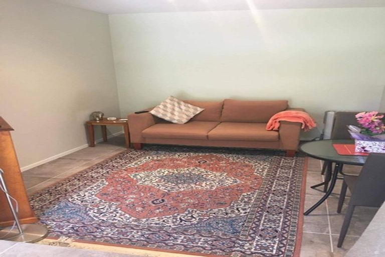 Photo of property in 133 Greenhithe Road, Greenhithe, Auckland, 0632