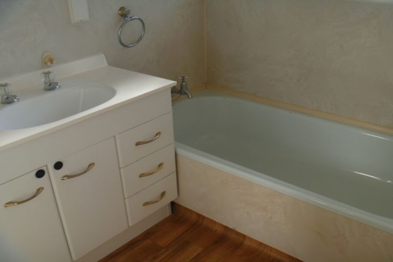 Photo of property in 19 Kerry Street, Alexandra, 9320