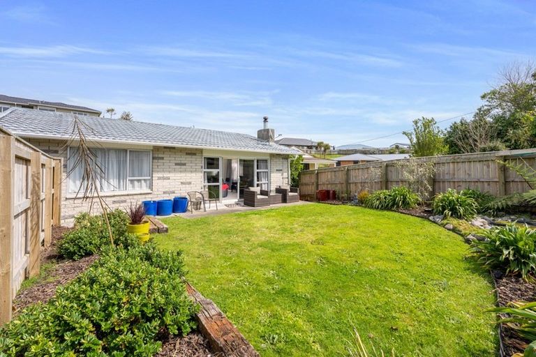 Photo of property in 81 Tasman Road, Otaki Beach, Otaki, 5512