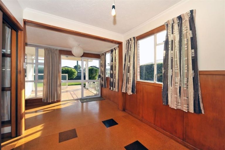 Photo of property in 24 Bassett Street, Burwood, Christchurch, 8083