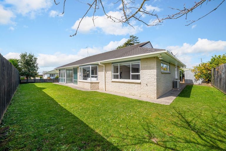 Photo of property in 27 Taylor Terrace, St Andrews, Hamilton, 3200