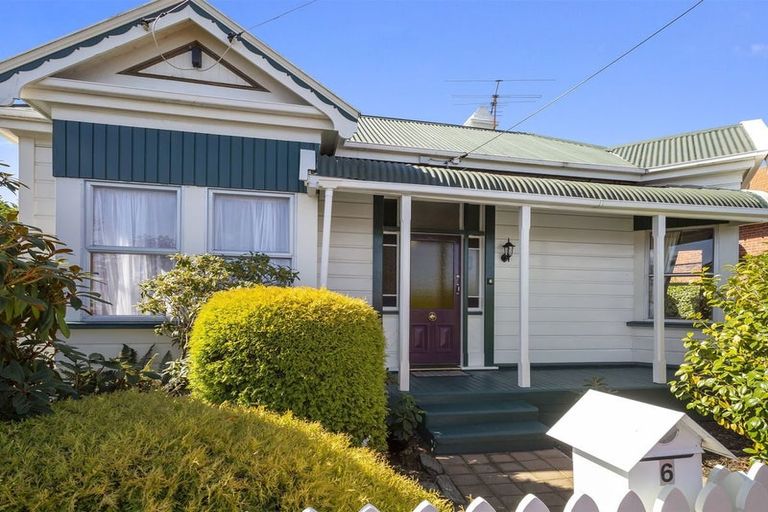 Photo of property in 6 Bernard Street, Kenmure, Dunedin, 9011