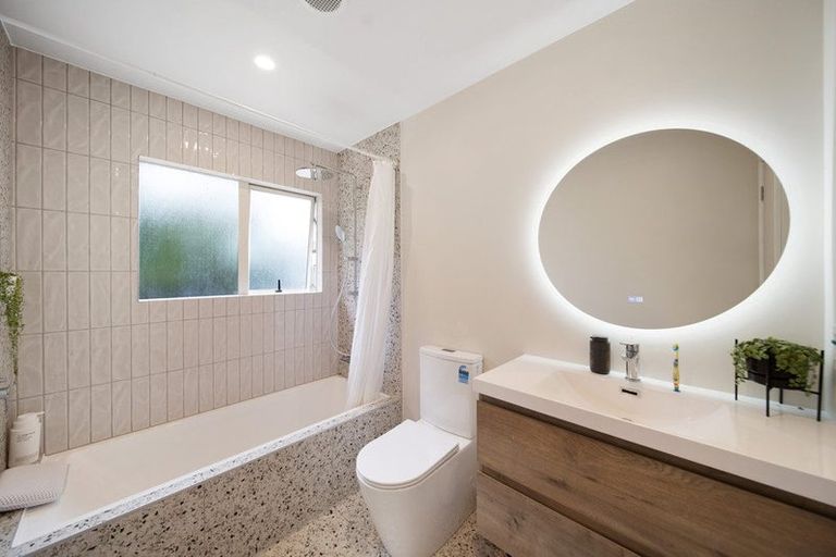 Photo of property in 3/43 Blake Road, Mangere East, Auckland, 2024