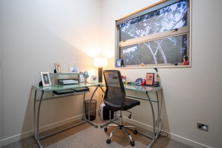 Photo of property in 67 Atawhai Road, Fitzherbert, Palmerston North, 4410