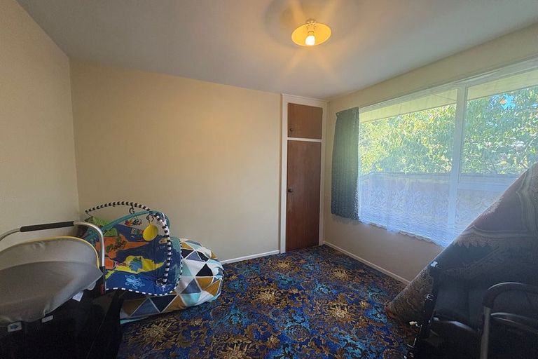 Photo of property in 1/19 Resolution Place, Bryndwr, Christchurch, 8053